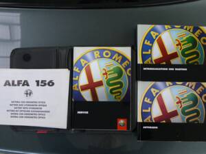 Imagen 8/35 de Alfa Romeo 156 2.5 V6 (1999)