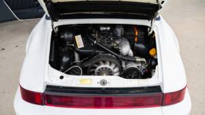 Afbeelding 14/25 van Porsche 911 Carrera 2 (1990)