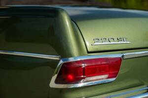 Afbeelding 18/50 van Mercedes-Benz 220 SE b (1964)