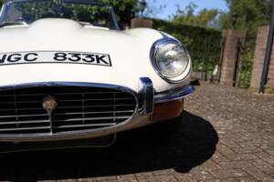 Image 50/50 de Jaguar Type E V12 (1972)
