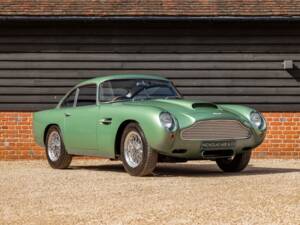 Image 44/62 of Aston Martin DB 4 GT (1960)