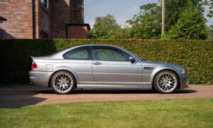 Imagen 2/50 de BMW M3 CSL (2003)