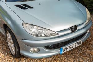 Image 21/50 of Peugeot 206 CC 1.6 16V (2003)