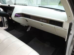 Image 38/50 of Cadillac DeVille Convertible (1969)