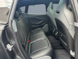 Image 11/13 de Aston Martin DBX 4.0 V8 (2021)