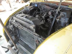 Image 29/40 of Austin FX 4 London Taxi (1970)