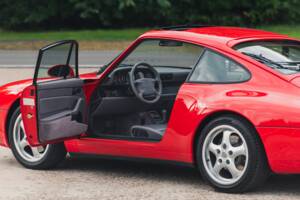 Imagen 19/37 de Porsche 911 Carrera (1995)