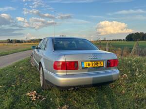 Bild 4/17 von Audi A8 3.7 (1998)