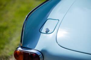 Image 36/50 of Volvo 1800 S (1964)