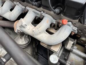 Image 53/100 of Mercedes-Benz 300 CE (1992)