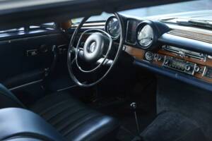 Afbeelding 22/50 van Mercedes-Benz 280 SE (1968)