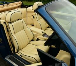 Imagen 24/50 de Aston Martin Virage Volante (1995)