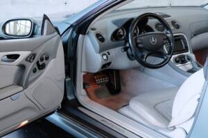 Bild 15/38 von Mercedes-Benz SL 55 AMG (2002)