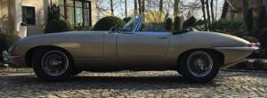 Immagine 4/8 di Jaguar E-Type 4.2 (1967)
