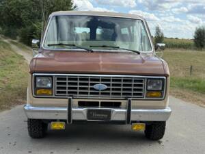 Imagen 2/14 de Ford Econoline E 150 (1986)