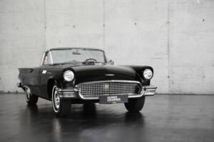 Immagine 30/50 di Ford Thunderbird (1957)