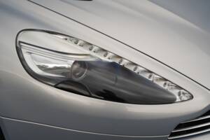 Image 35/50 of Aston Martin Vanquish (2014)