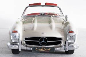 Image 16/50 of Mercedes-Benz 300 SL Roadster (1961)