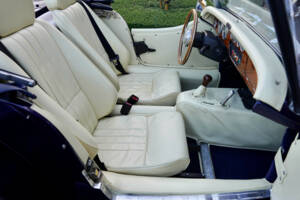 Immagine 28/50 di Morgan Plus 8 35th Anniversary (2004)
