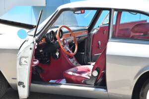 Image 14/24 of Alfa Romeo 1750 GT Veloce (1971)