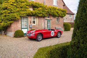 Image 4/10 of MG MGA 1600 (1960)