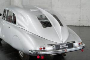 Image 14/50 of Tatra T 87 (1949)