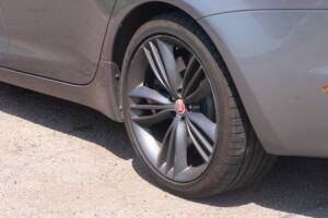 Immagine 22/37 di Jaguar XJ 5.0 (2011)