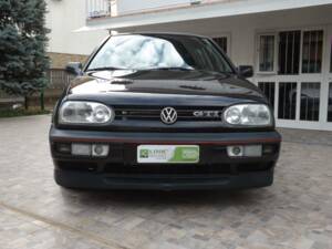 Bild 4/50 von Volkswagen Golf III 2.0 16V GTI (1993)
