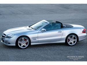 Imagen 15/36 de Mercedes-Benz SL 500 (2011)