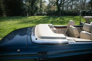 Image 46/50 of Bentley Azure Mulliner (1996)