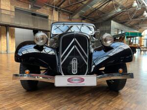 Image 4/30 de Citroën Traction Avant 11 B (1949)
