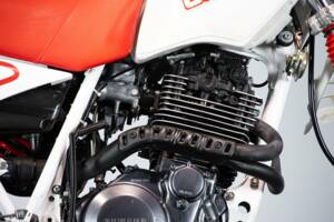 Image 34/50 de Yamaha DUMMY (1986)