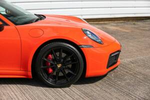 Bild 32/33 von Porsche 911 Carrera 4S (2019)