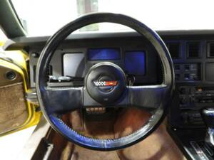Image 6/15 de Chevrolet Corvette (1984)