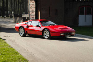Bild 2/38 von Ferrari 208 GTB Turbo (1987)