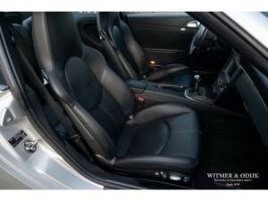 Afbeelding 26/45 van Porsche 911 Carrera 4S (2006)