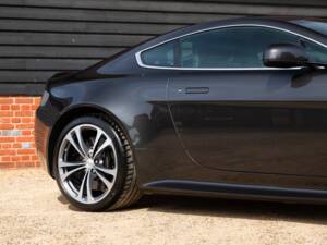 Bild 51/84 von Aston Martin V12 Vantage (2010)