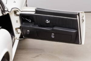 Image 26/43 of BMW 507 (1959)