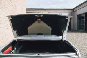 Bild 104/106 von BMW 633 CSi (1976)