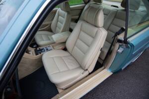 Image 12/31 de Mercedes-Benz 420 SEC (1990)