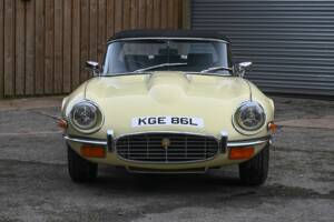 Bild 17/50 von Jaguar E-Type V12 (1973)