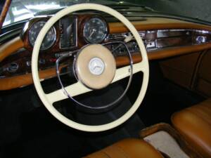 Afbeelding 9/68 van Mercedes-Benz 300 SE (1964)