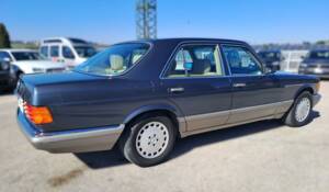 Image 10/50 of Mercedes-Benz 300 SE (1990)