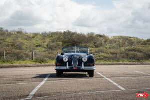 Immagine 20/47 di Jaguar XK 140 DHC (1956)