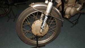 Immagine 16/30 di Moto Morini 175 Turismo (1962)