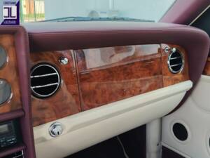 Bild 43/98 von Bentley Continental S (1995)