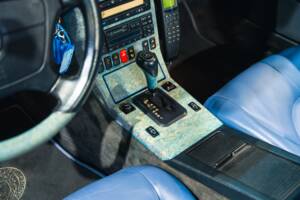 Image 23/35 of Mercedes-Benz SL 320 (1998)