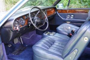 Image 2/12 de Rolls-Royce Camargue (1981)
