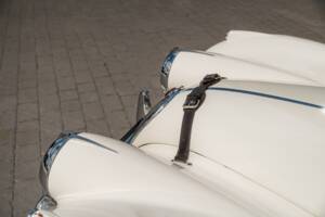 Image 27/58 of Jaguar XK 140 SE DHC (1955)