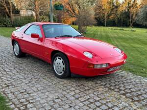 Image 2/33 of Porsche 928 S4 (1989)